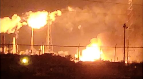 埃克森美孚得州大型炼油厂发生爆炸 汽油生产受影响